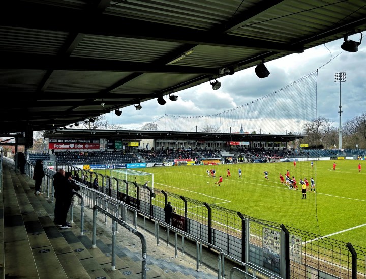 FSV Mainz 05 take a penalty during a routine away win at Turbine Potsdam's Babelsberg home ground.